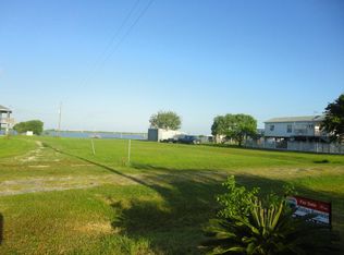 243 B St, Port Lavaca, TX 77979