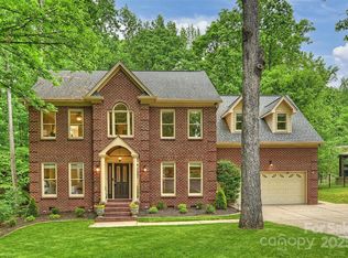 7067 Rocky Falls Rd, Charlotte, NC 28211