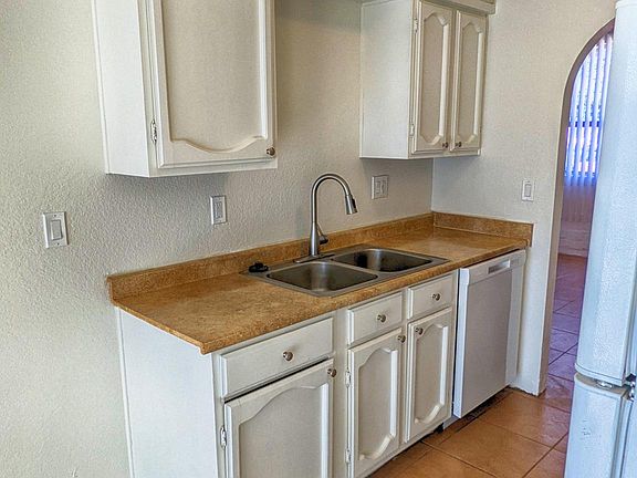 4th image of 2310 N Tucson Blvd #4