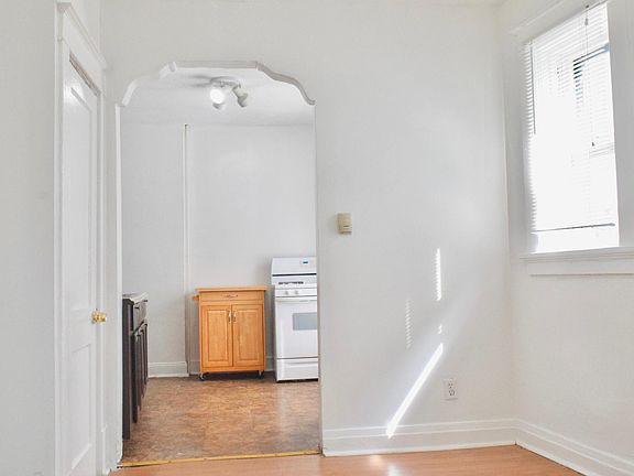 4th image of 2747 Pestalozzi St APT 1E