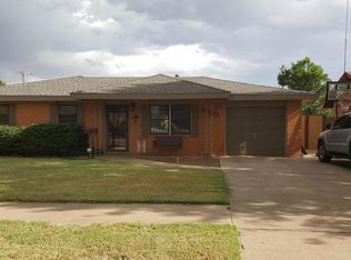 2605 W 19th St, Plainview, TX 79072