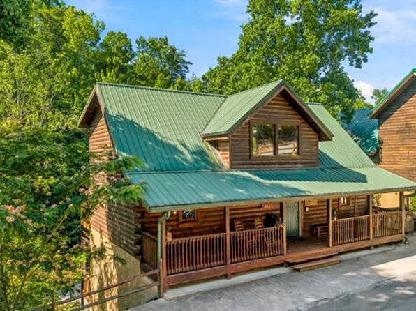 620 Chickasaw Gap Way, Pigeon Forge, TN 37863
