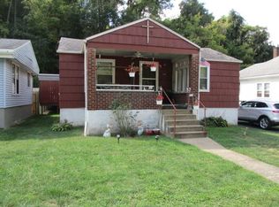 28 21st St, McMechen, WV 26040