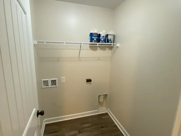 335 Aniken Cir — Photo 8
