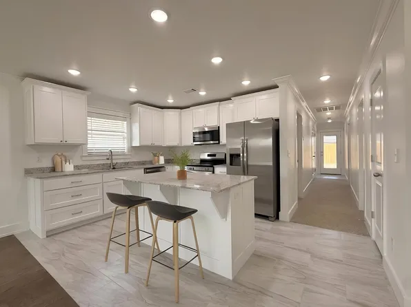 1907 E. Brookview Drive, 1907 E Brookview Dr #B, Siloam Springs, AR 72761