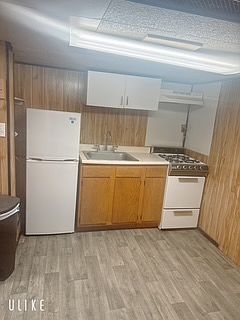 2nd image of 24-32 23rd St #1B