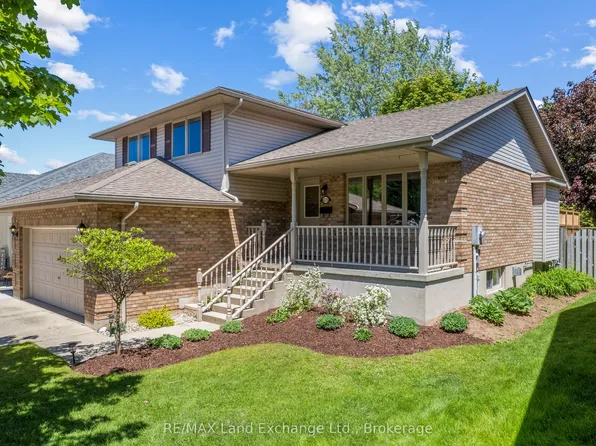 815 Market St, Saugeen Shores, ON N0H 2C4