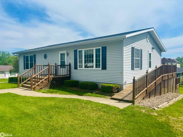 503 6th St, Bonaparte, IA 52620