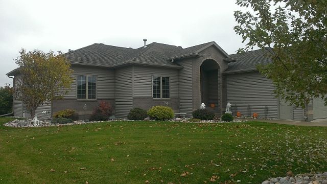 1st image of 349 Edgewater Dr