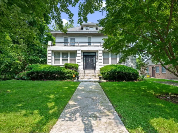 1020 New McNeil Avenue, Lawrence, NY 11559