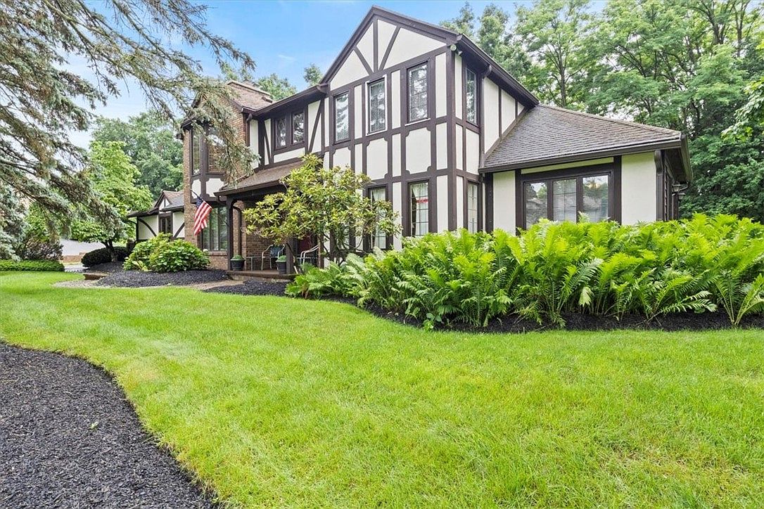 23 Briggsboro Ln, Fairport, NY 14450 Zillow