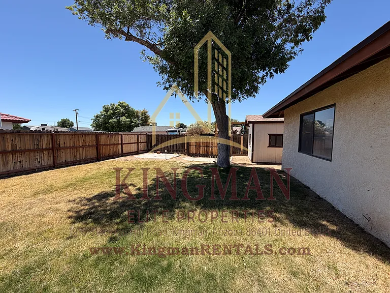 2604 Phoenix Ave — Photo 26