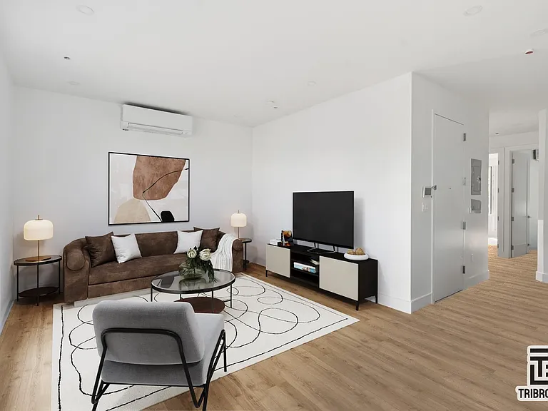 461 Lexington Ave #4 — Photo 8