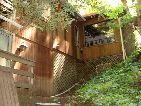 5th image of 7150 Croy Rd #A