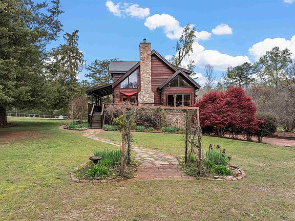 3rd image of 320 Pulpwood Yard Rd