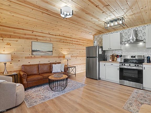 5th image of 29981 Bashan Rd