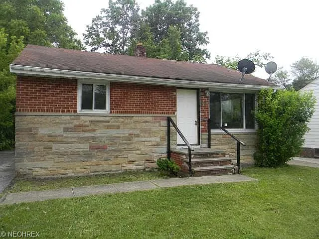 17420 S Miles Rd photo 1