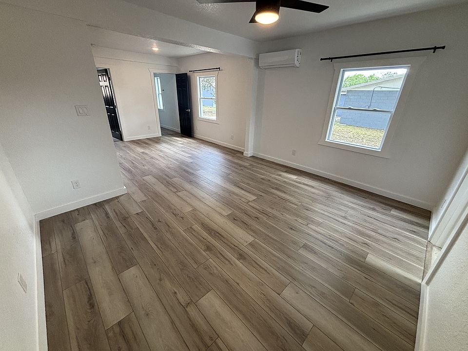 1st image of 150 S Nekoma Ave APT B