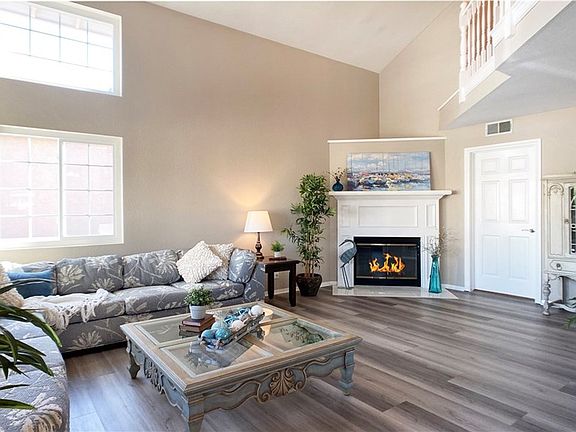 5th image of 1910 Harriman Ln #A