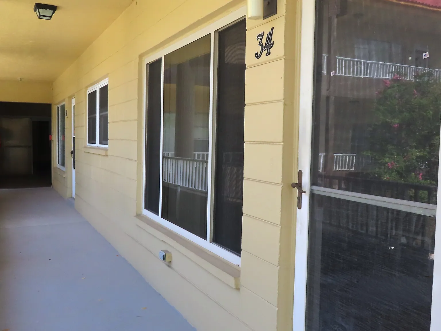 2 bed, 1400 sqft, $1,700 — Photo 3