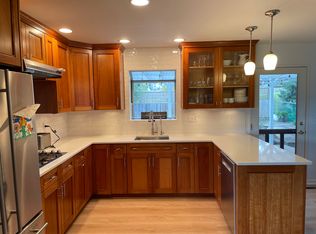 5519 Mulberry Dr, Santa Rosa, CA 95409