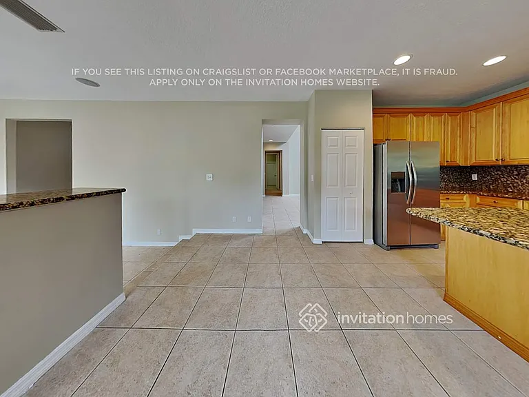 5817 NW 125th Ave — Photo 9