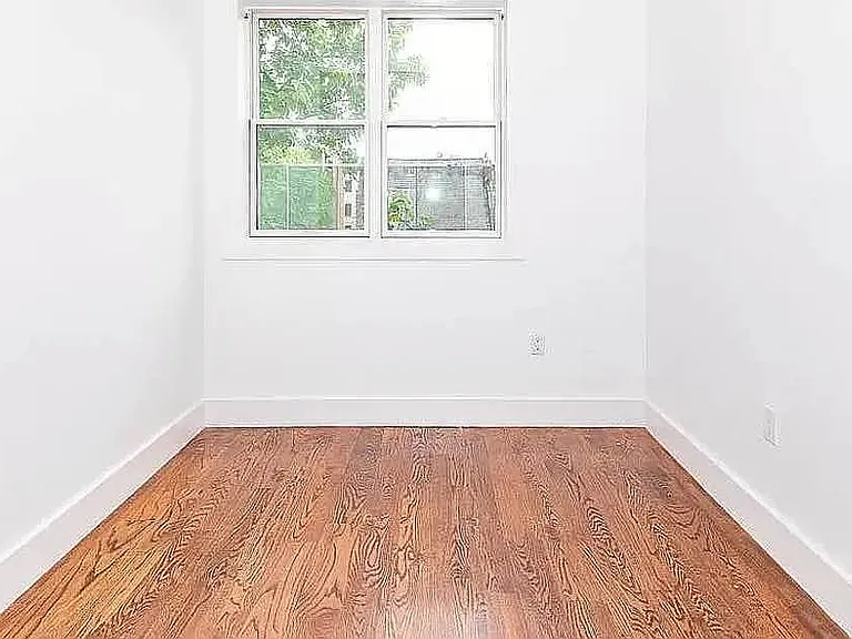 1074 Bergen St #4B — Photo 6