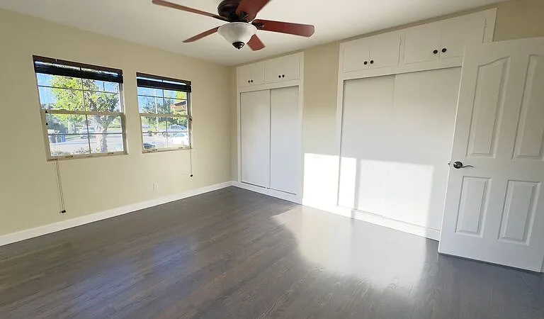 403 Lupin Ln — Photo 17