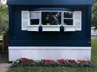 936 Squirrel Ln #936, Birch Run, MI 48415