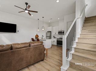 203 Danna Ln #D, Houston, TX 77009