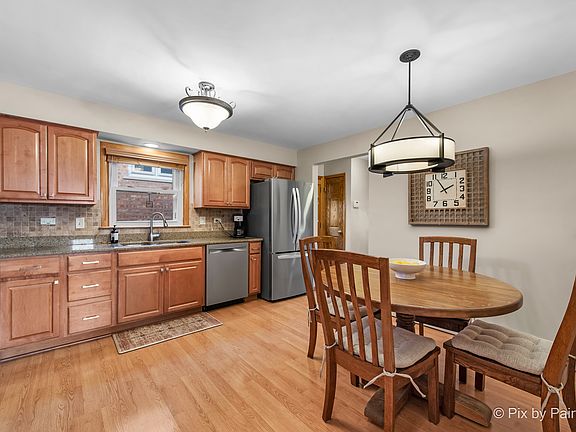5th image of 5737 N Oketo Ave