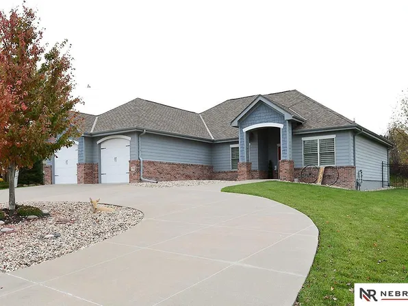 7353 N 122nd Avenue Cir, Omaha, NE 68142