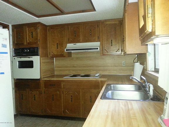 3rd image of 5463 Hickory Grove Dr