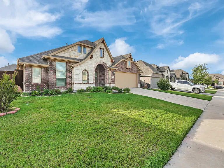 2616 Tinsley Dr — Photo 31