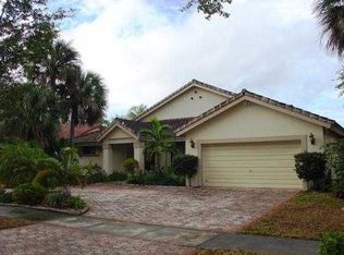 8620 Ardoch Rd, Miami Lakes, FL 33016