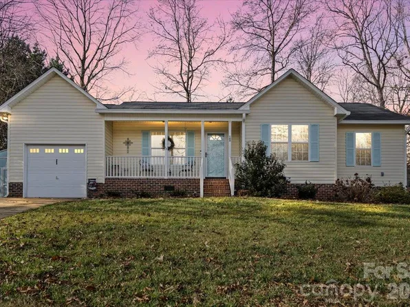 169 Meadow Glen Dr, Troutman, NC 28166