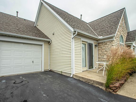 3rd image of 7830 S Meadowlark Ln