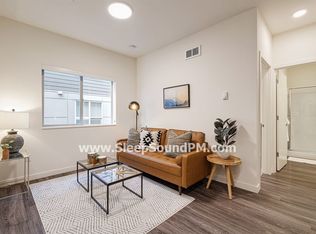 1545 NE 41st Ave UNIT 105, Portland, OR 97232