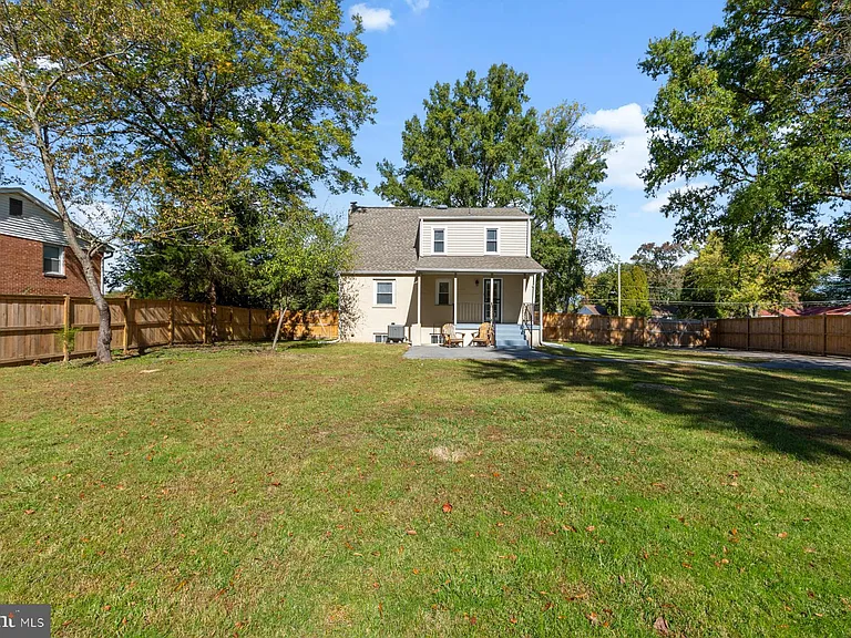 6903 Friendship Rd — Photo 12