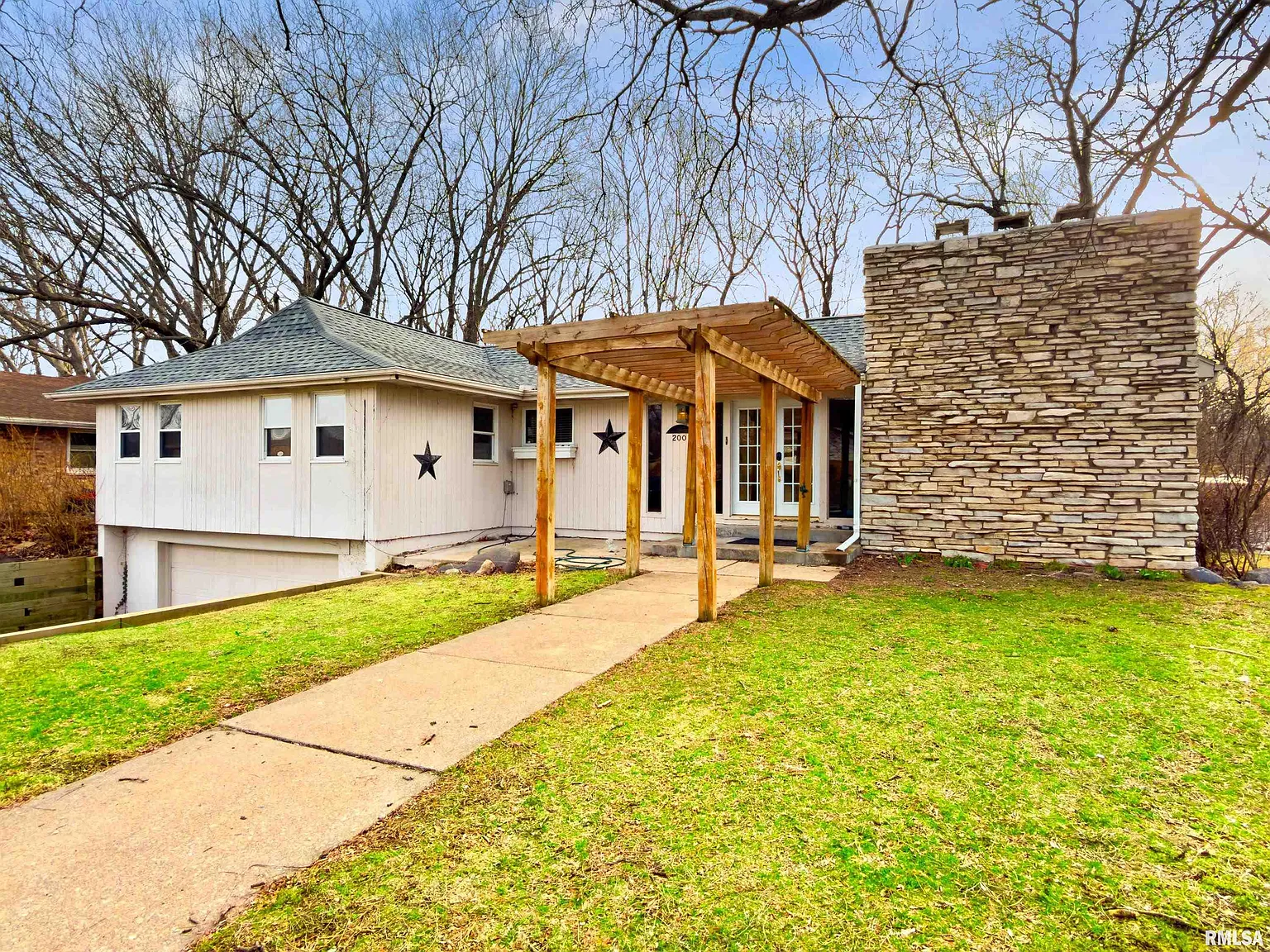 200 Campanile Dr photo 1