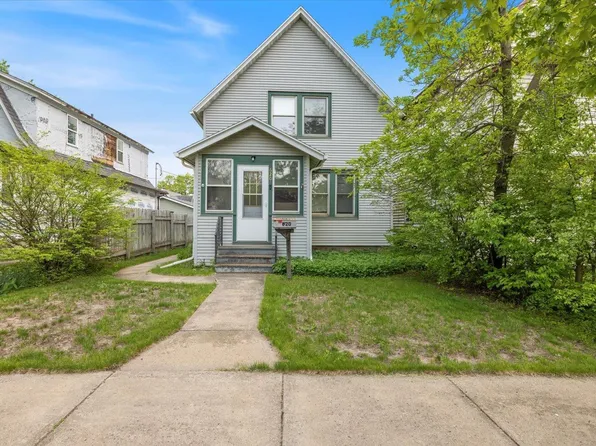 620 Hayes St, Eveleth, MN 55734