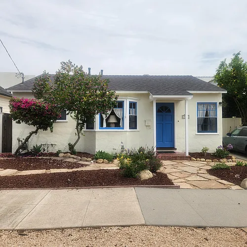 906 N Nopal St Photo 1