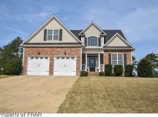 467 Green Links Dr, Cameron, NC 28326