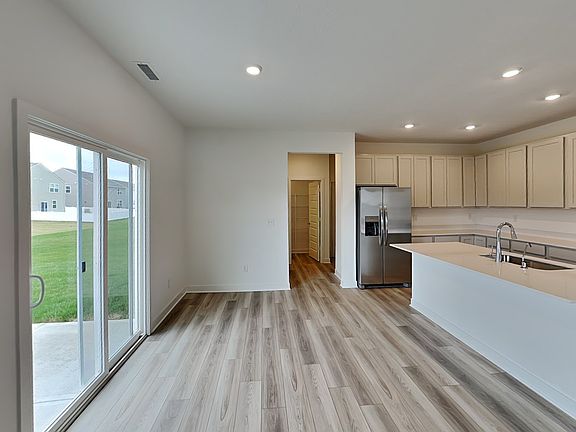 4_Image_oYyp5F17Rd_04052024