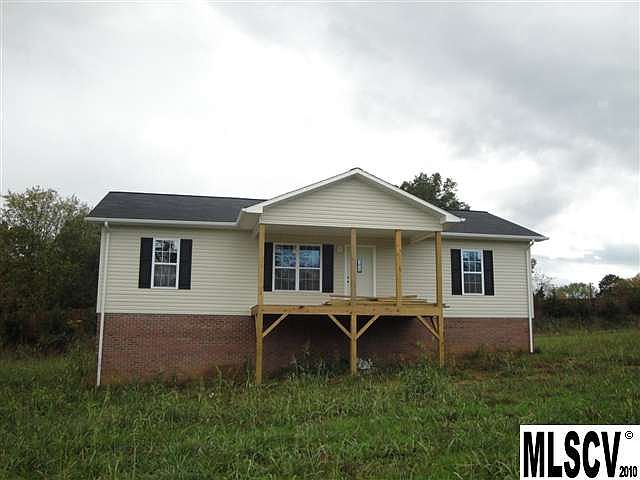 1st image of 2325 Ellen St