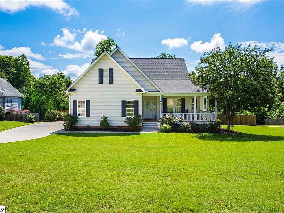 1st image of 130 Riverwalk Dr