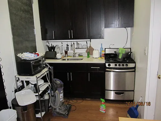 Rented by David W Realty Inc | media 40