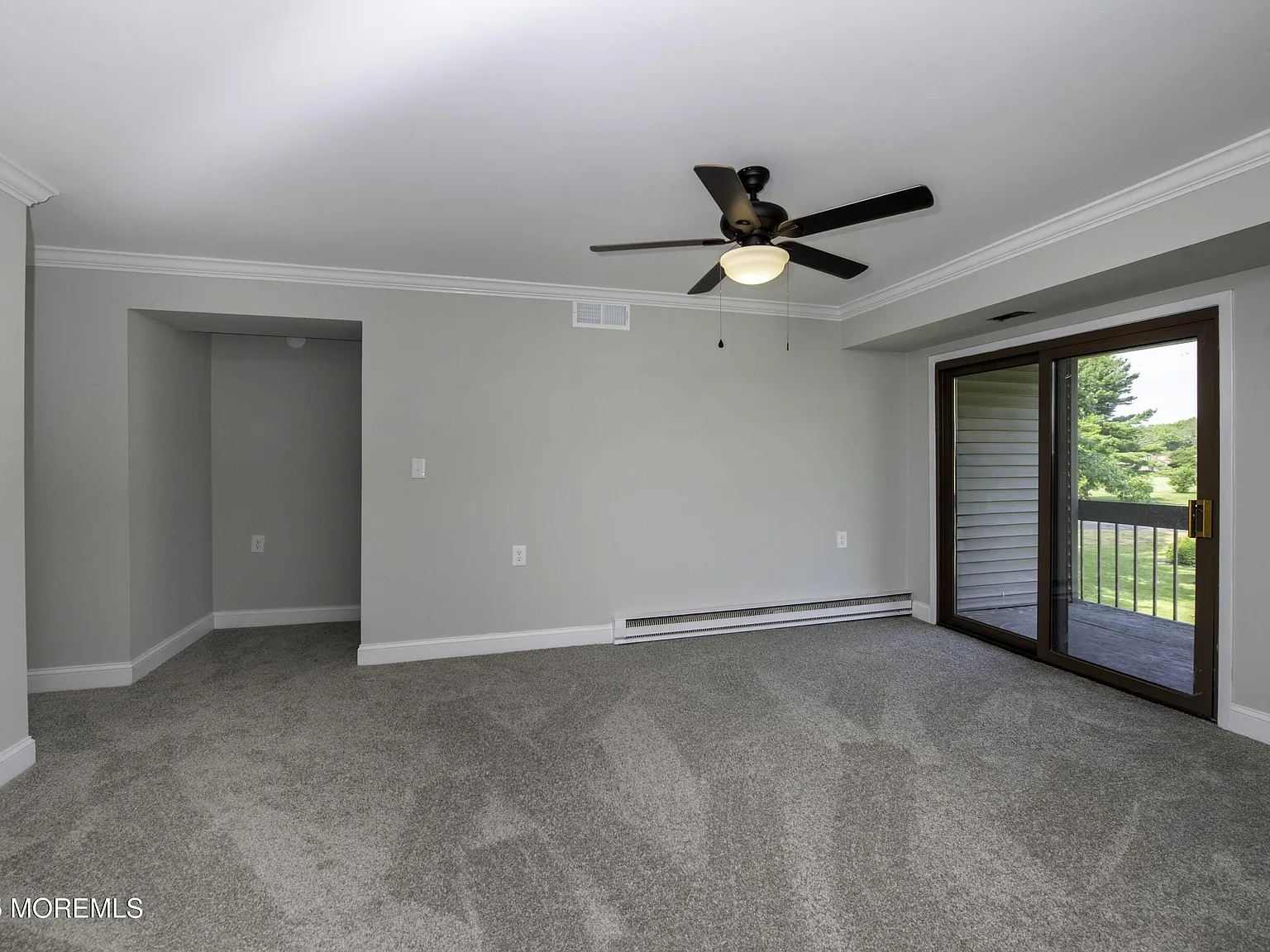 2 bed, 2.0 bath, 1142 sqft, $3,300 — Photo 4