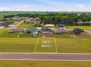 1406 Castle St, Larchwood, IA 51241