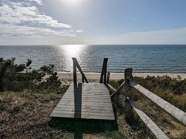 128 Shore Rd, North Truro, MA 02652
